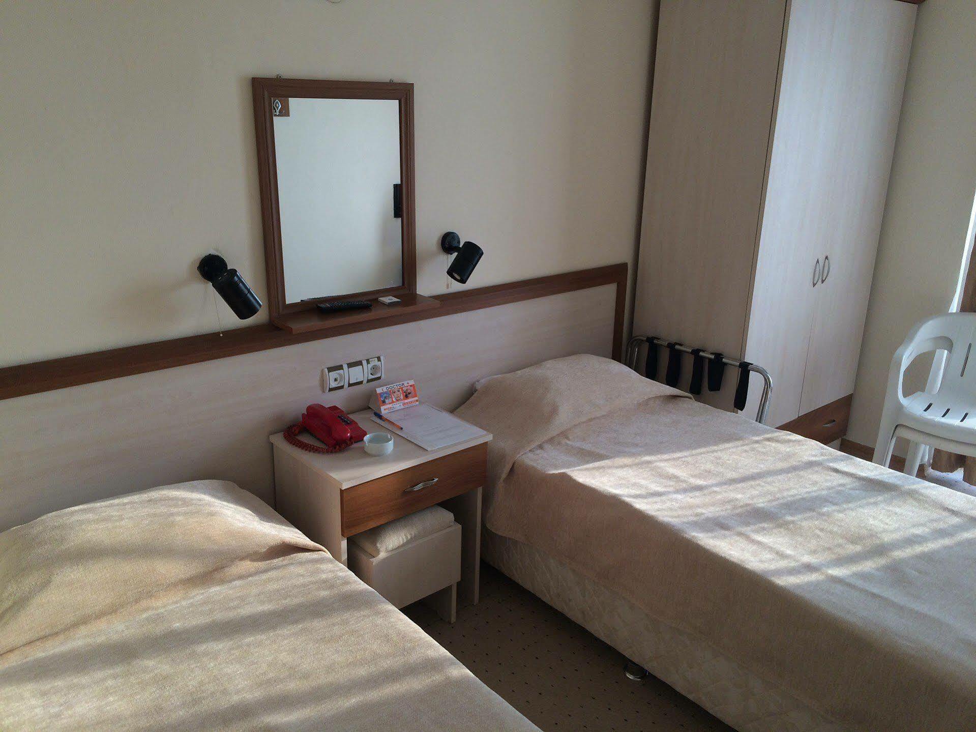 Saturn Hotel Kusadasi Exterior foto