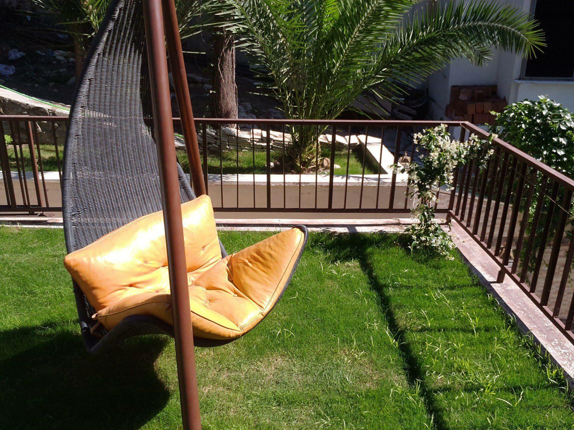 Saturn Hotel Kusadasi Exterior foto