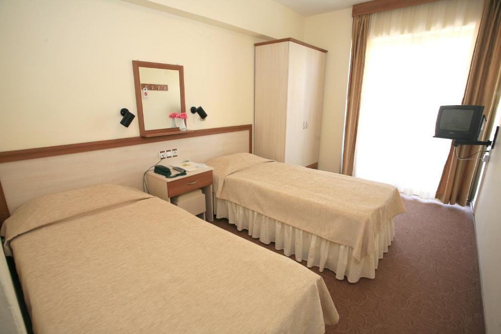 Saturn Hotel Kusadasi Exterior foto
